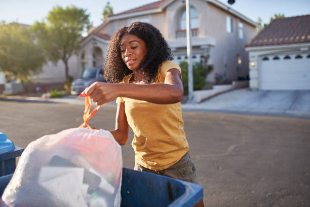 Best Mattress Removal Service  in West Islip, NY