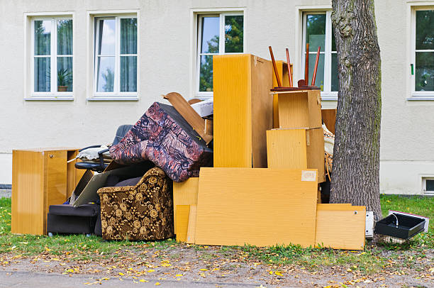 Best Commercial Cleanout Services  in West Islip, NY